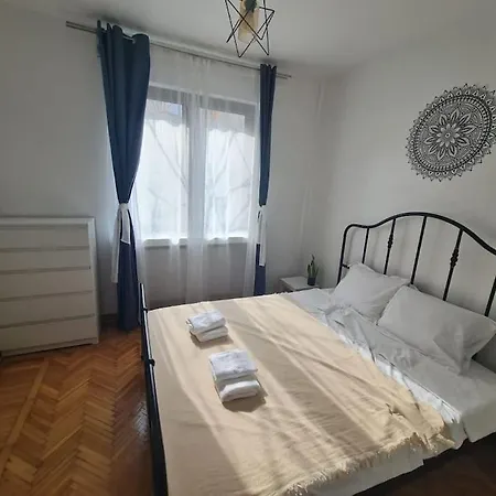 2 Bdrm At Parliament Palace * Bucharest