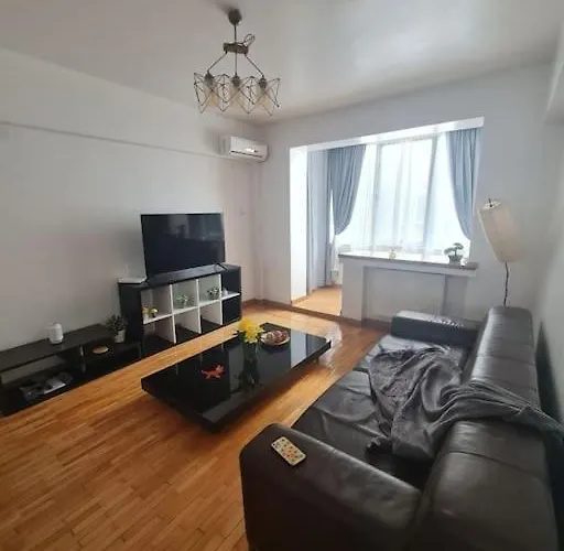 2 Bdrm At Parliament Palace Bukareszt