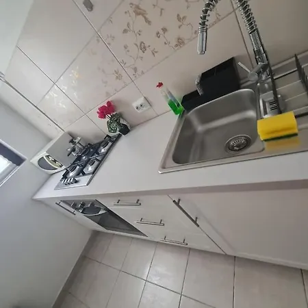 2 Bdrm At Parliament Palace Appartamento Bucarest